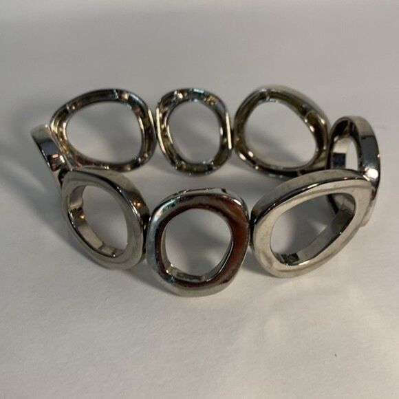 Lia Sophia Bracelet - Picture 2 of 2